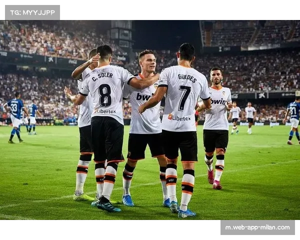 数据对比：西甲2026赛季前三名球队中场传球成功率均超85%